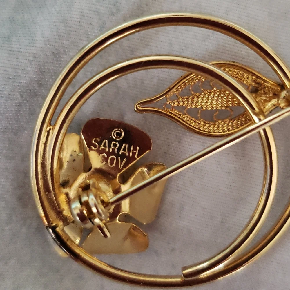 Sarah Coventry Rose Brooch